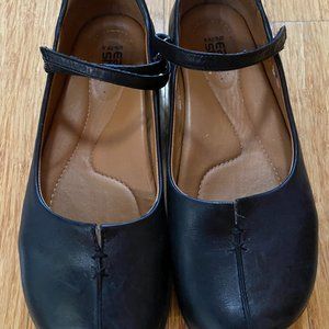 SOLD: Kalso Earth Shoes Solar Mary Jane  Black Leather Womens 8.5B